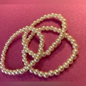 Women’s beaded bracelet